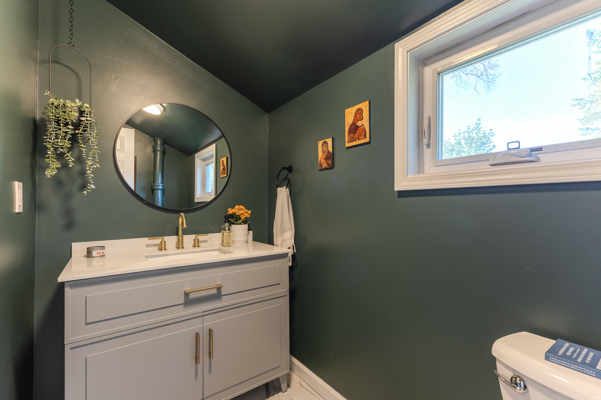 832 Sigsbee Street SE Grand Rapids MI 49506