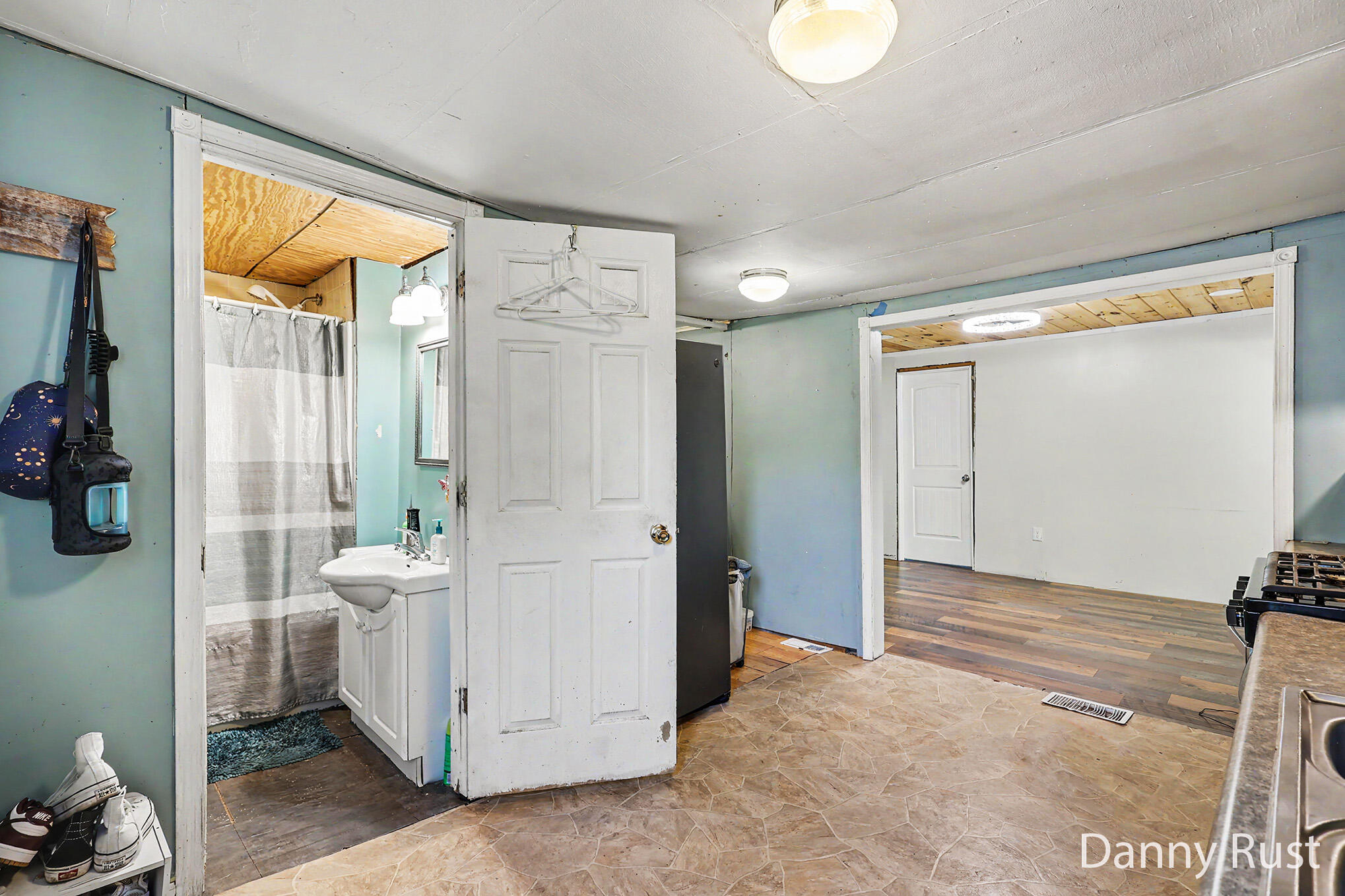 1430 Delz Drive Muskegon MI 49445