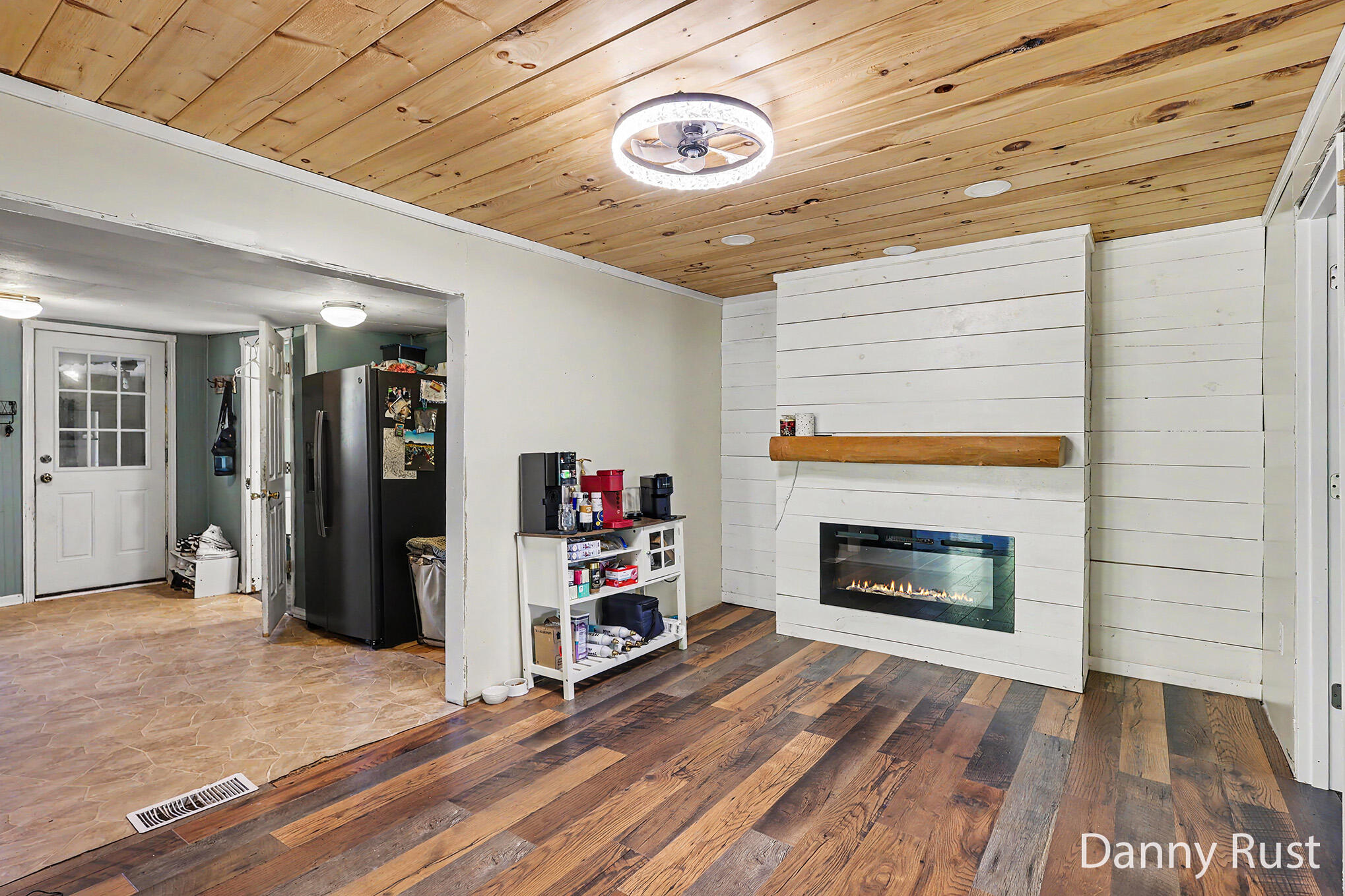 1430 Delz Drive Muskegon MI 49445
