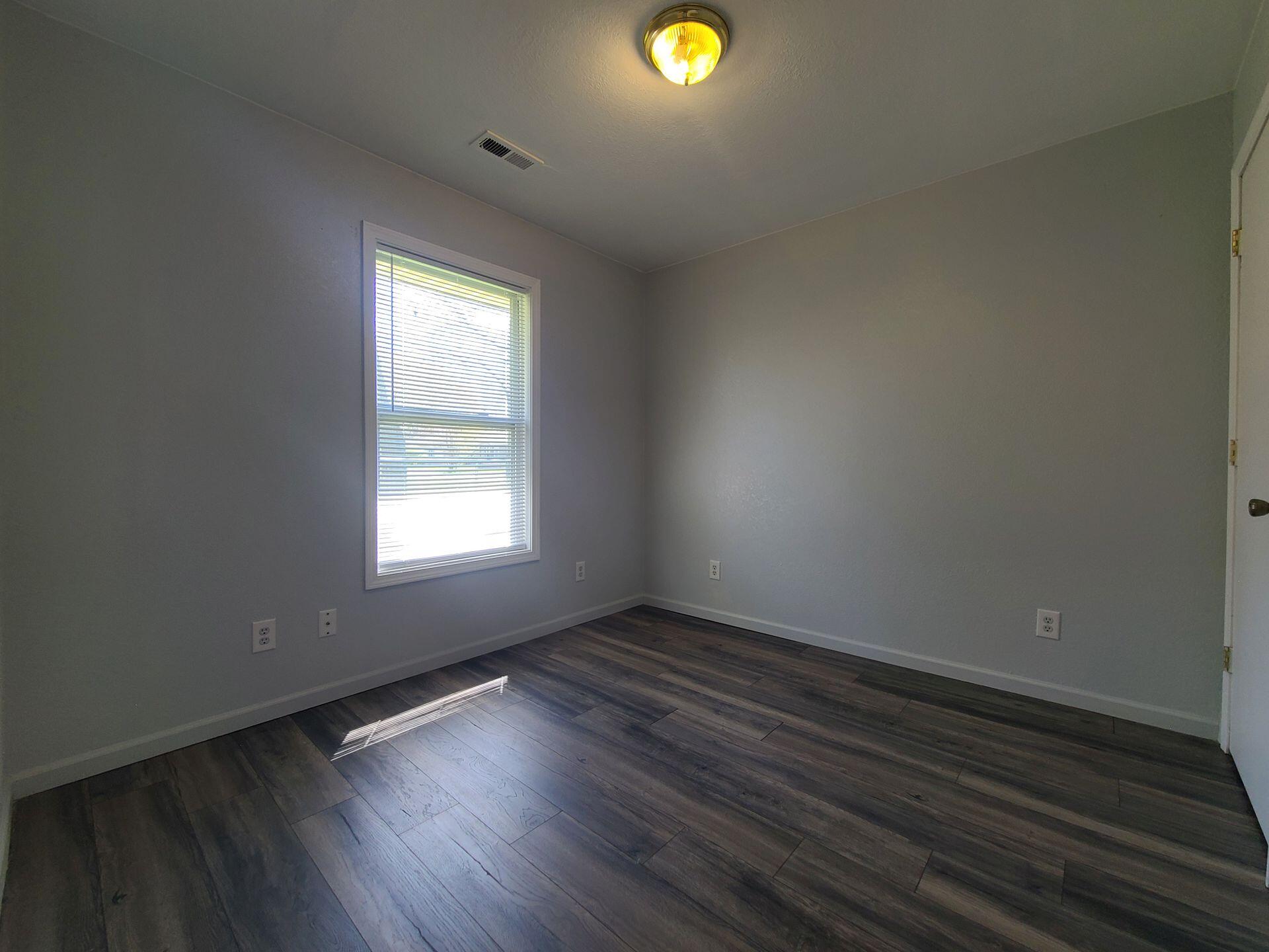 1226 Chicago Avenue Benton Harbor MI 49022