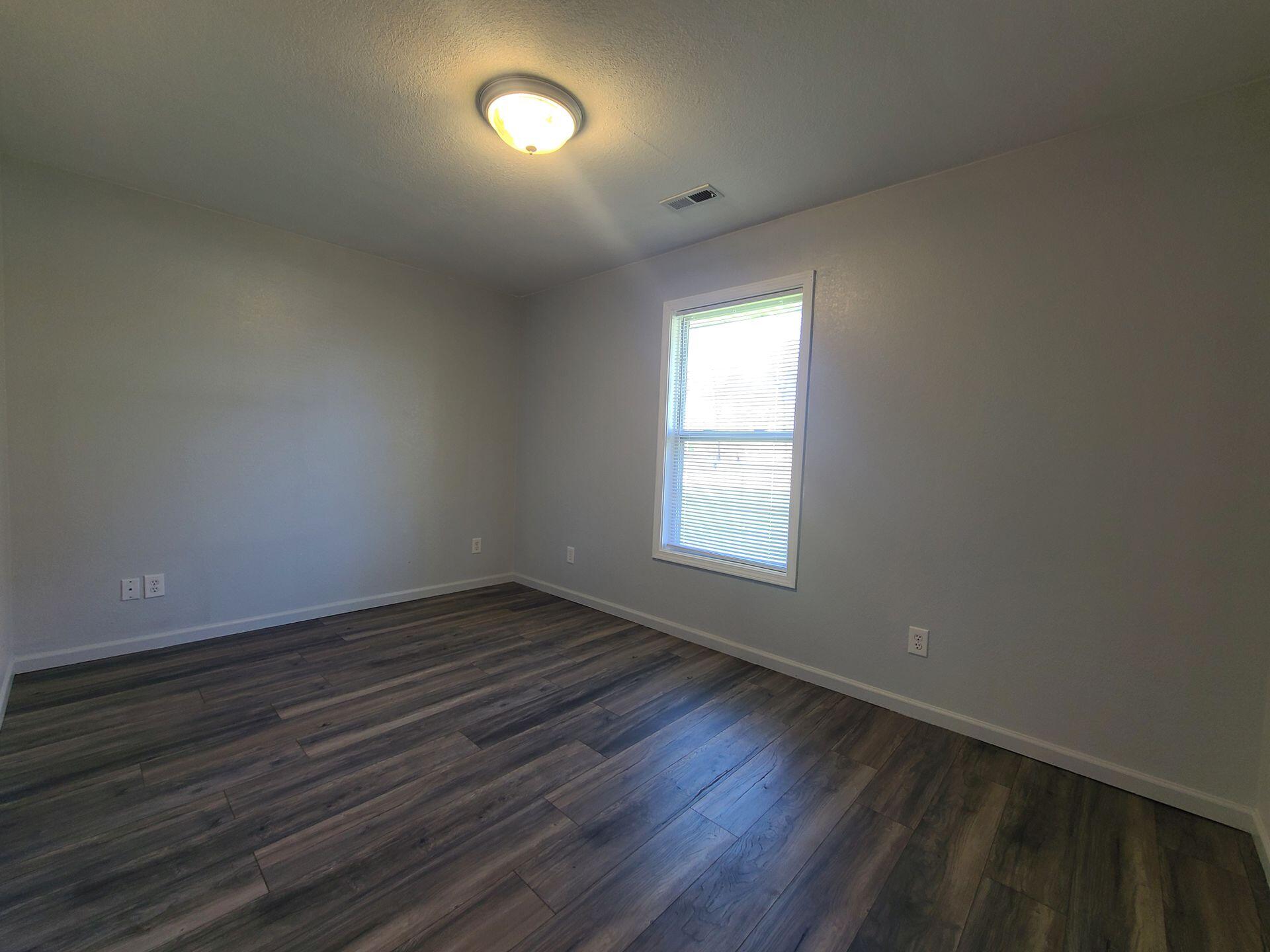 1226 Chicago Avenue Benton Harbor MI 49022