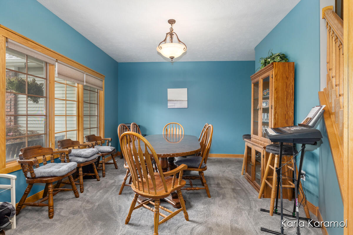 61 Greystone Court NE Rockford MI 49341