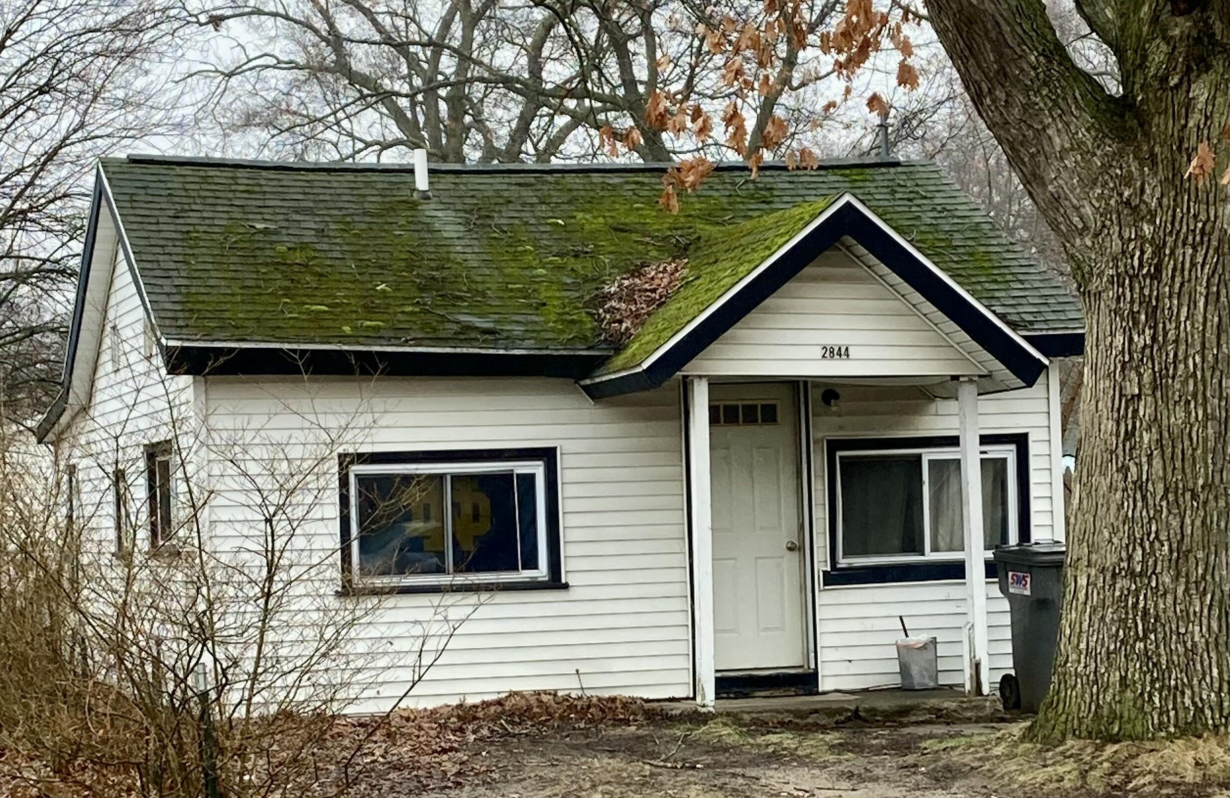 2844 Valley Street Norton Shores MI 49444