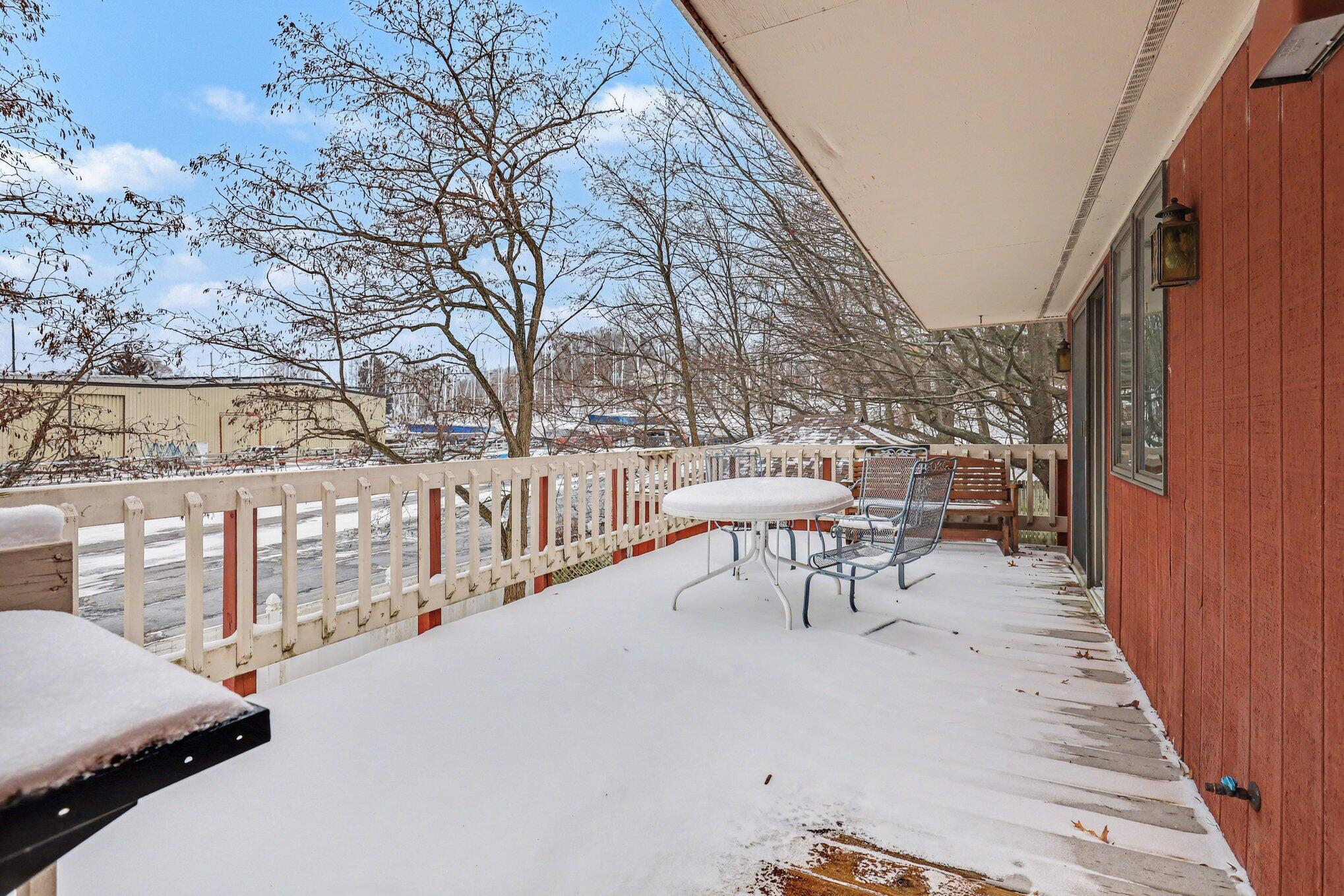 3135 Lakeshore Drive Muskegon MI 49441