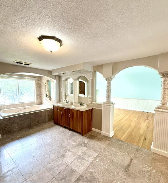 68404 Dailey Road Edwardsburg MI 49112