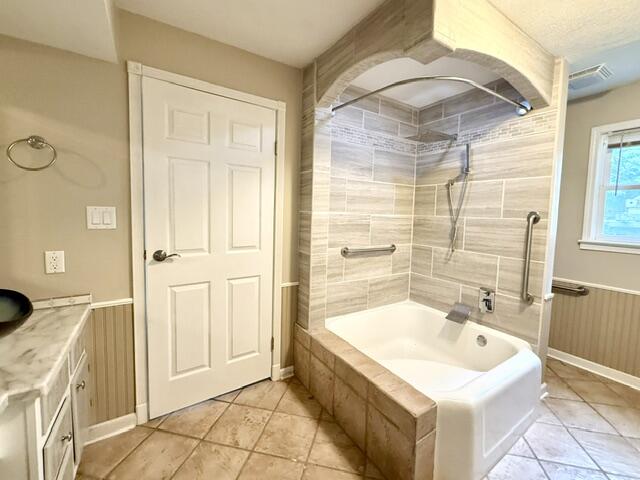 68404 Dailey Road Edwardsburg MI 49112