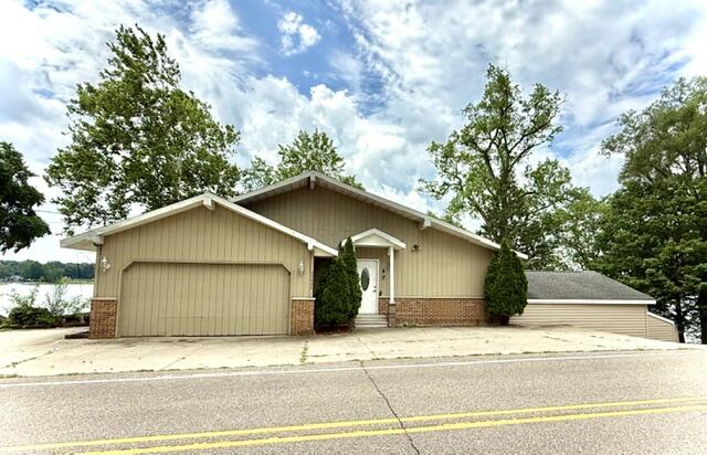 68404 Dailey Road Edwardsburg MI 49112