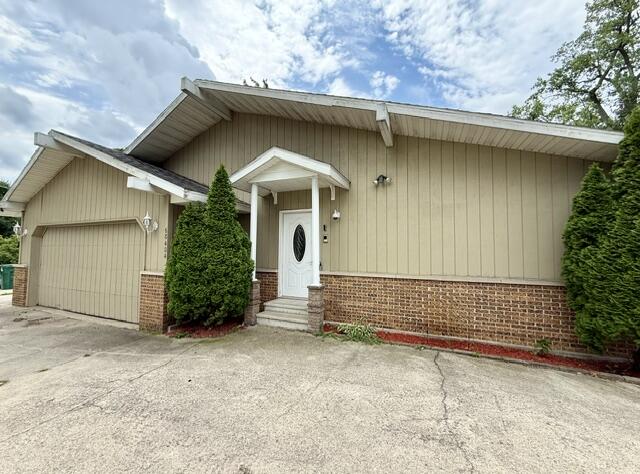 68404 Dailey Road Edwardsburg MI 49112