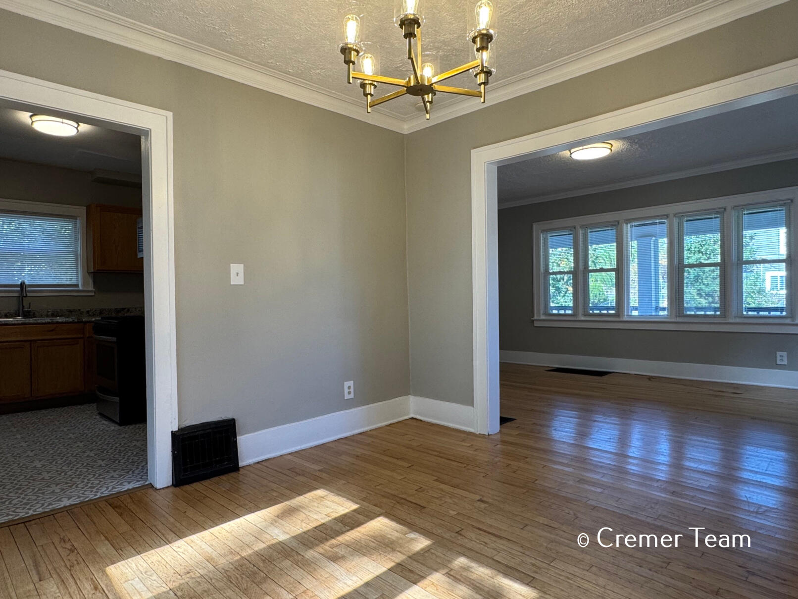 1034 Hall Street SE Grand Rapids MI 49507