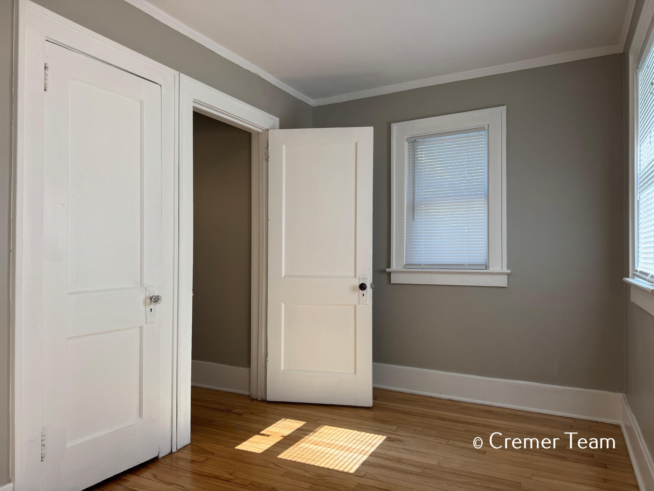 1034 Hall Street SE Grand Rapids MI 49507