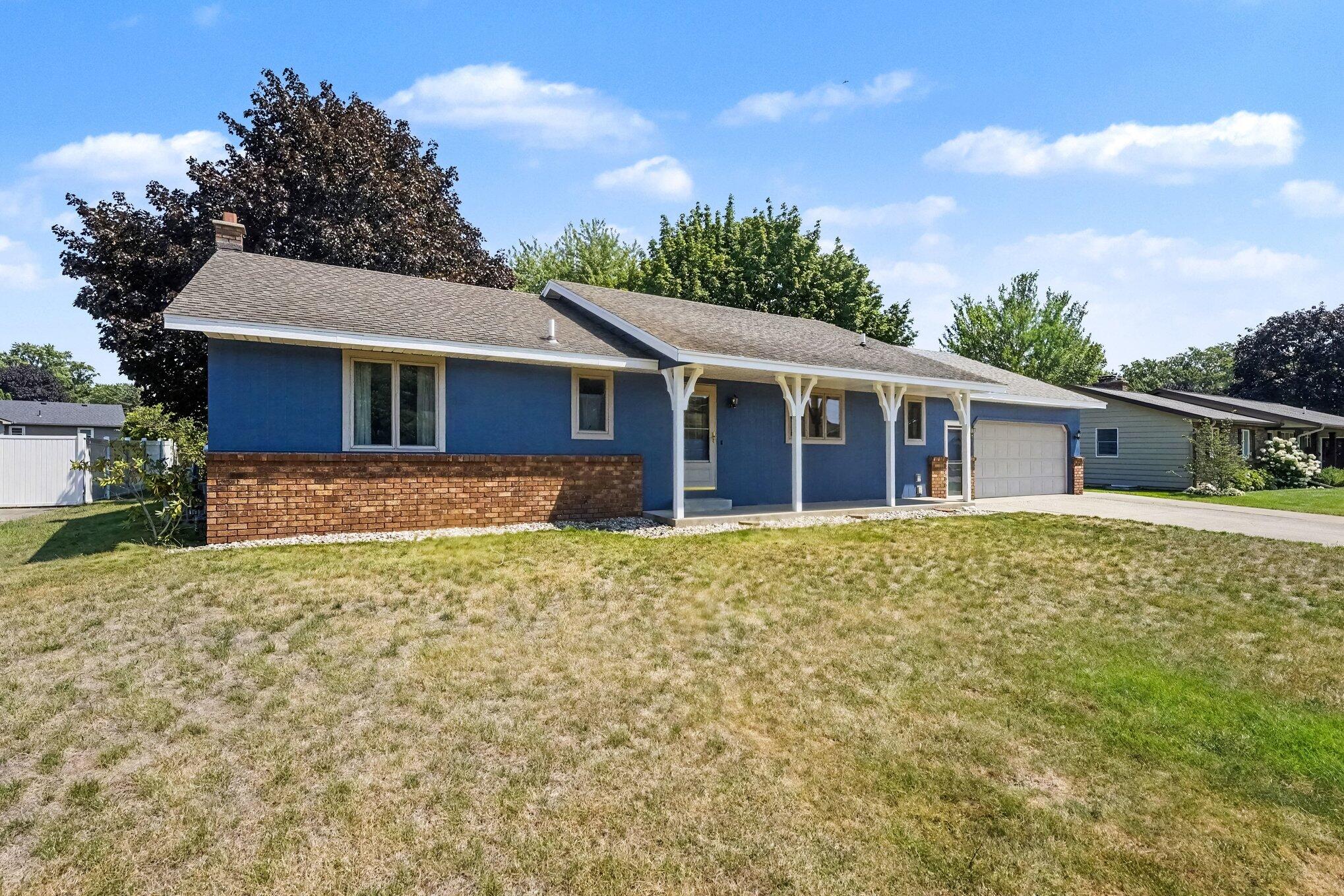 2660 Creek View Drive Zeeland MI 49464