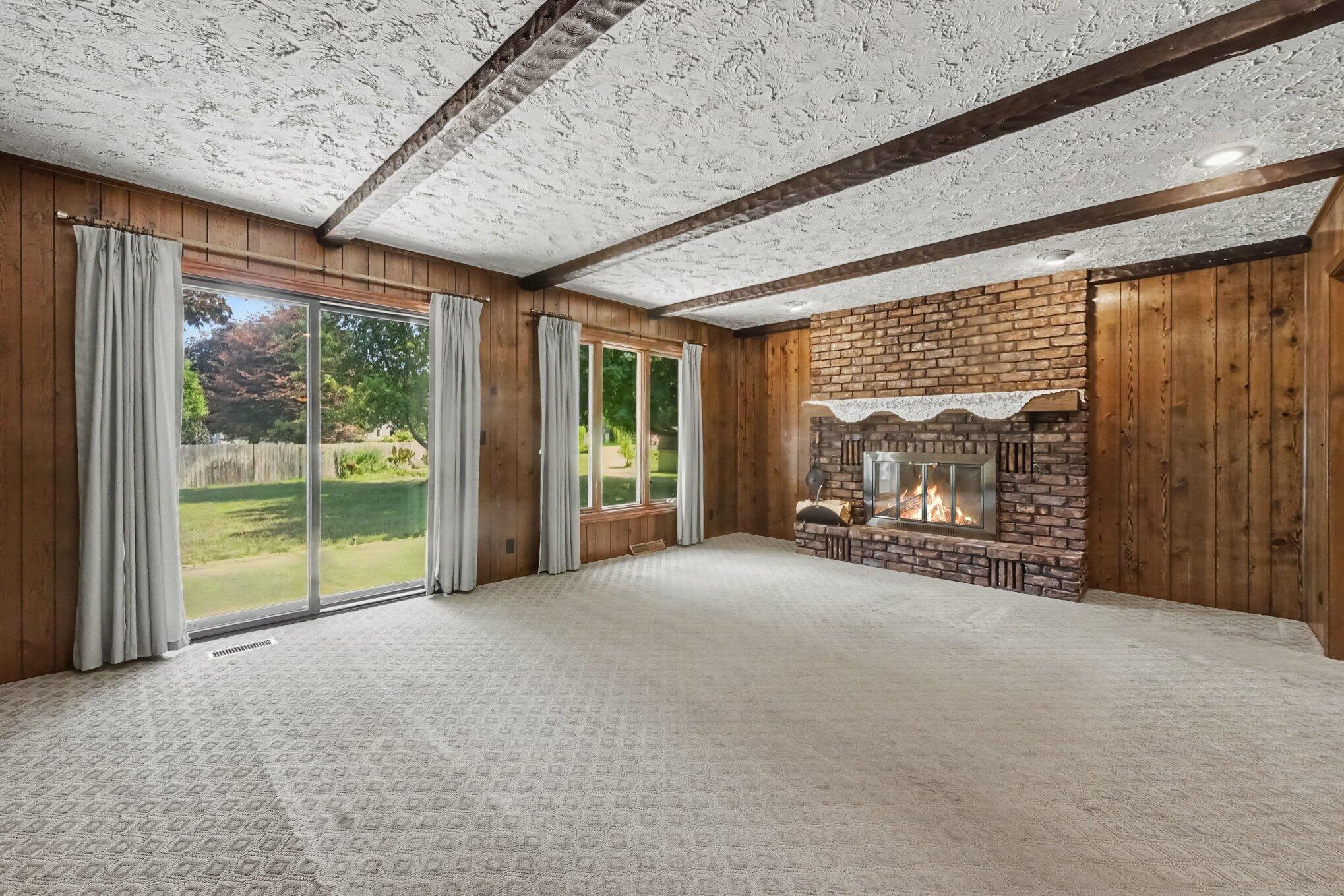 2660 Creek View Drive Zeeland MI 49464