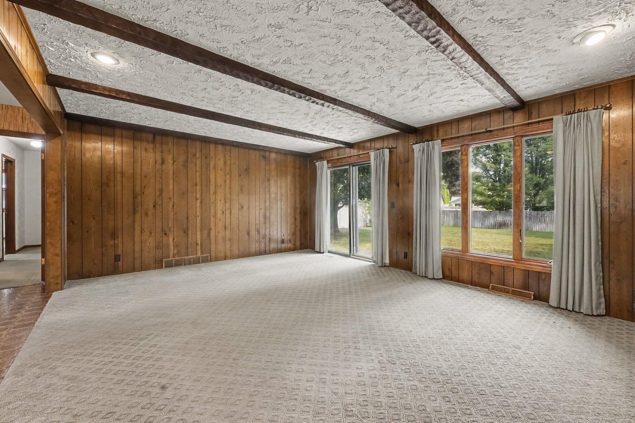2660 Creek View Drive Zeeland MI 49464