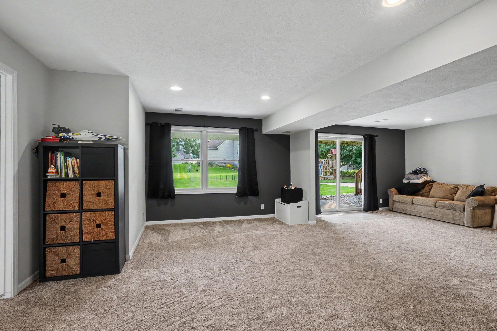 9521 Ridgecrest Drive Zeeland MI 49464