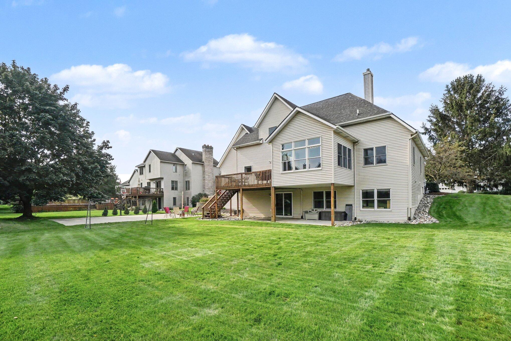 9521 Ridgecrest Drive Zeeland MI 49464