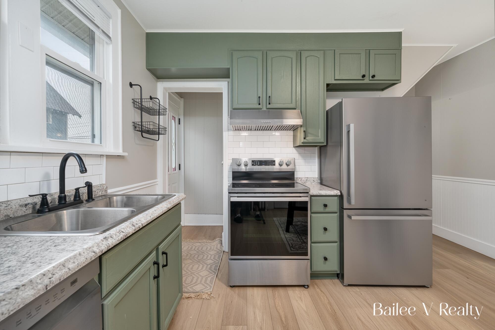 1049 Second Street NW Grand Rapids MI 49504