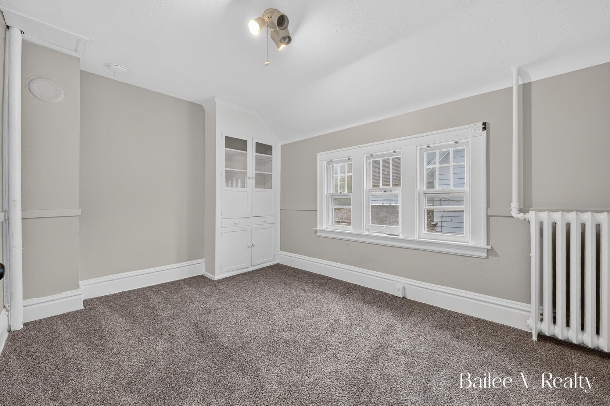 1049 Second Street NW Grand Rapids MI 49504