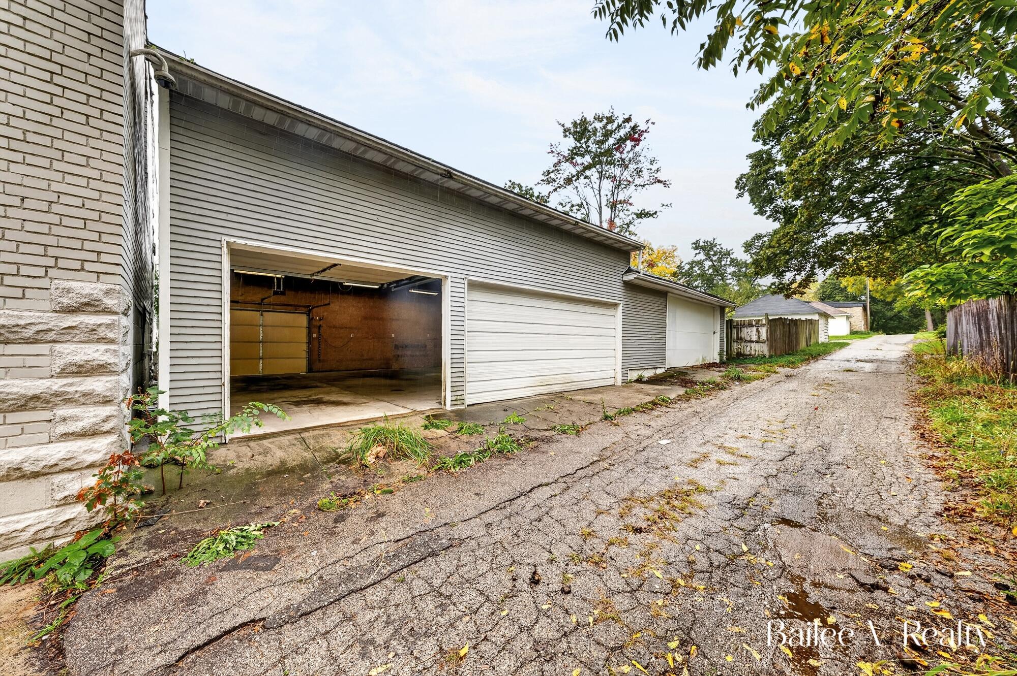 1049 Second Street NW Grand Rapids MI 49504