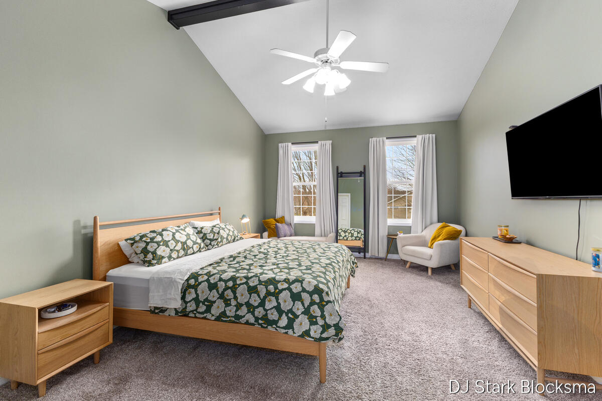 69 Rogue River View Drive NE Rockford MI 49341