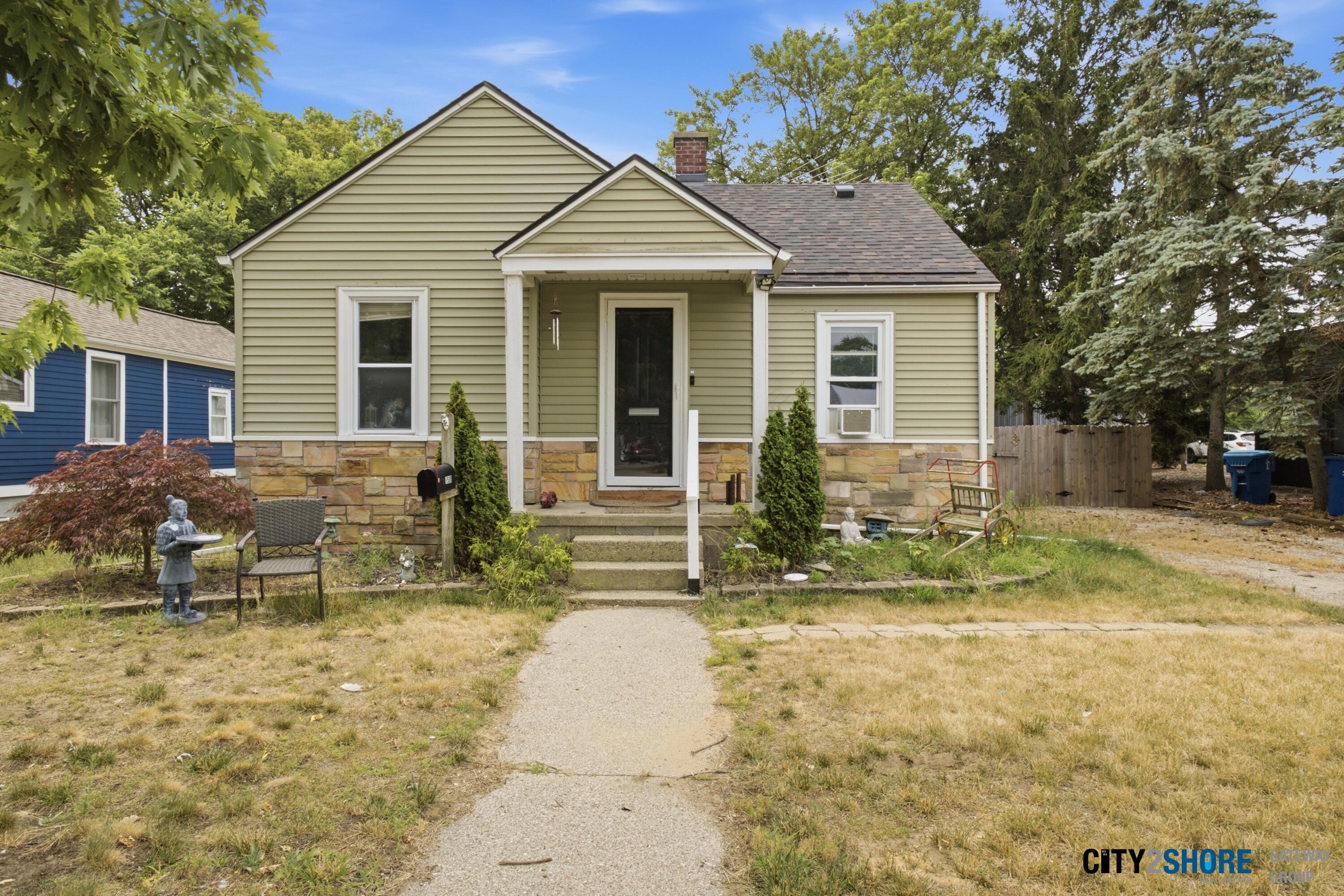 1508 Slayton Avenue Grand Haven MI 49417