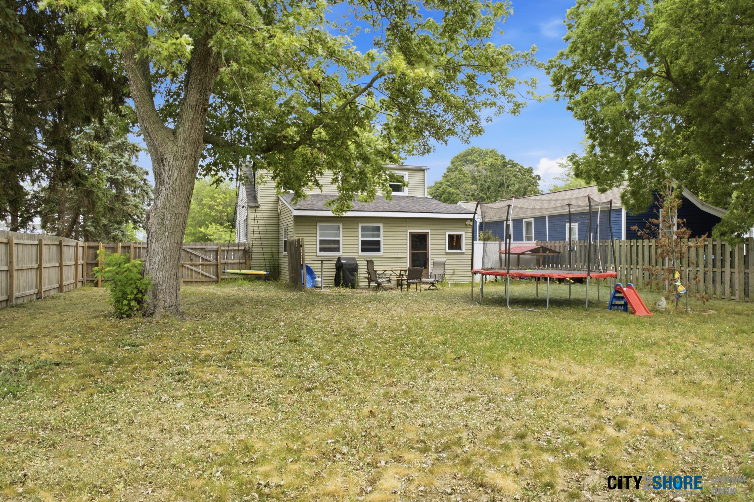 1508 Slayton Avenue Grand Haven MI 49417