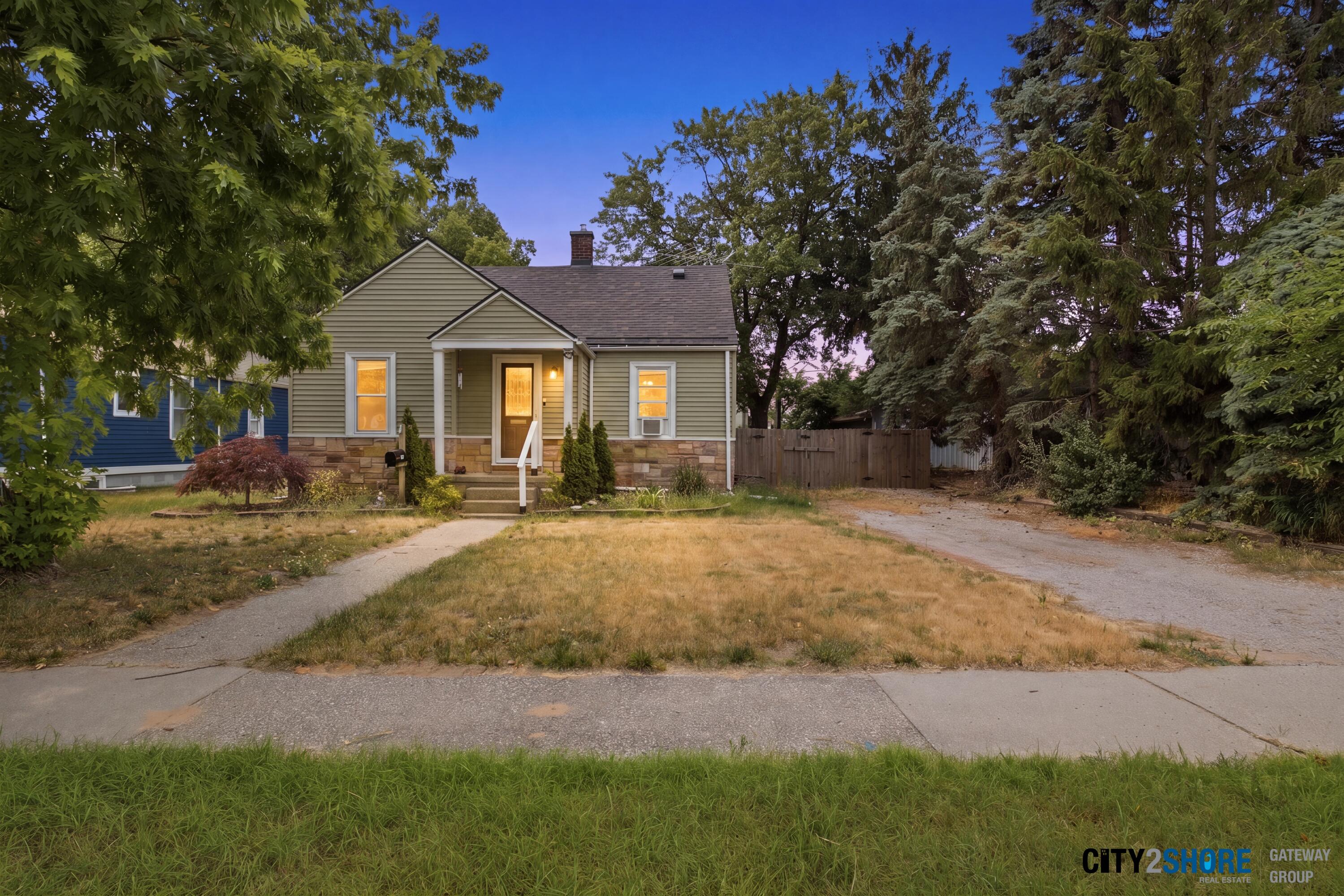 1508 Slayton Avenue Grand Haven MI 49417