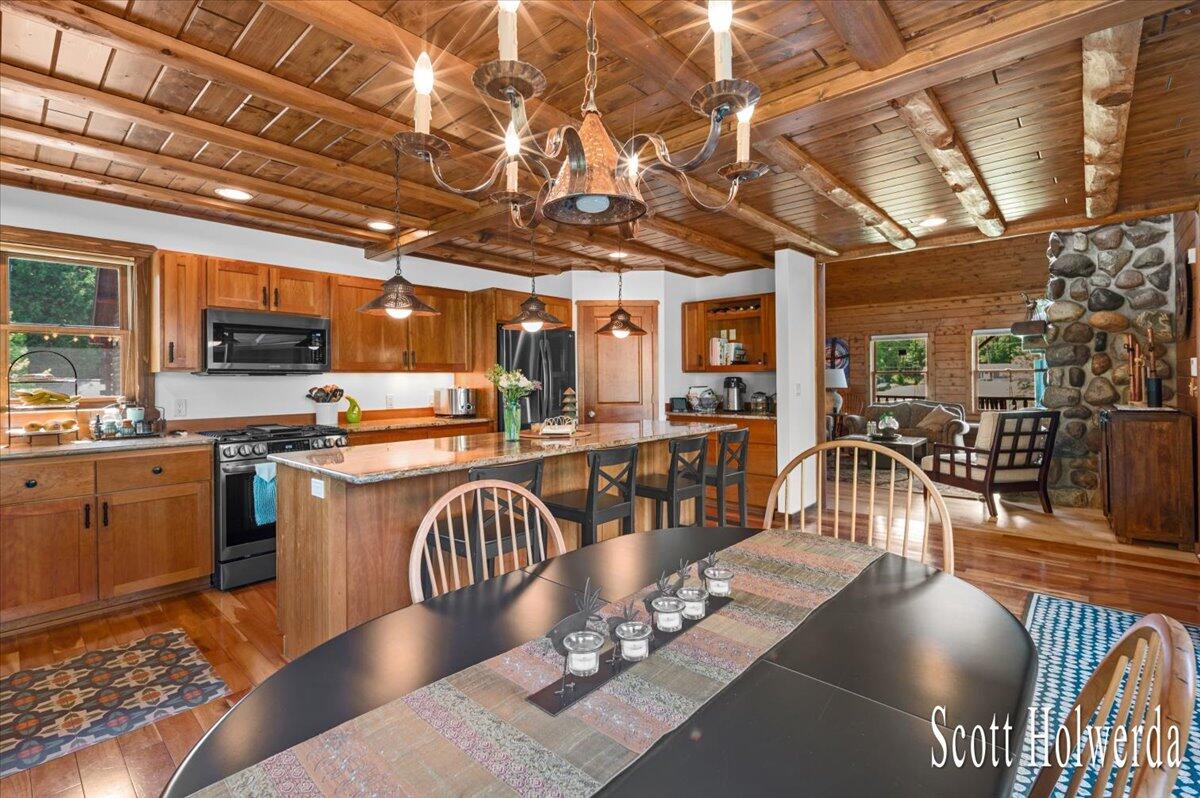 6311 142nd Avenue Holland MI 49423