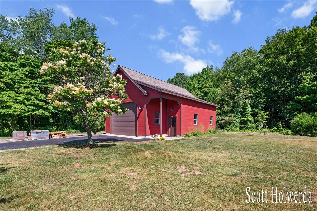 6311 142nd Avenue Holland MI 49423