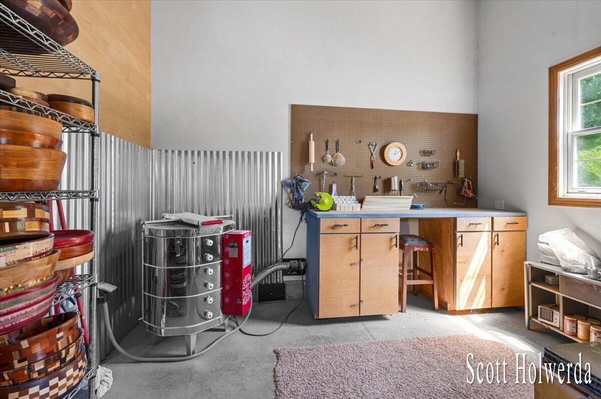 6311 142nd Avenue Holland MI 49423