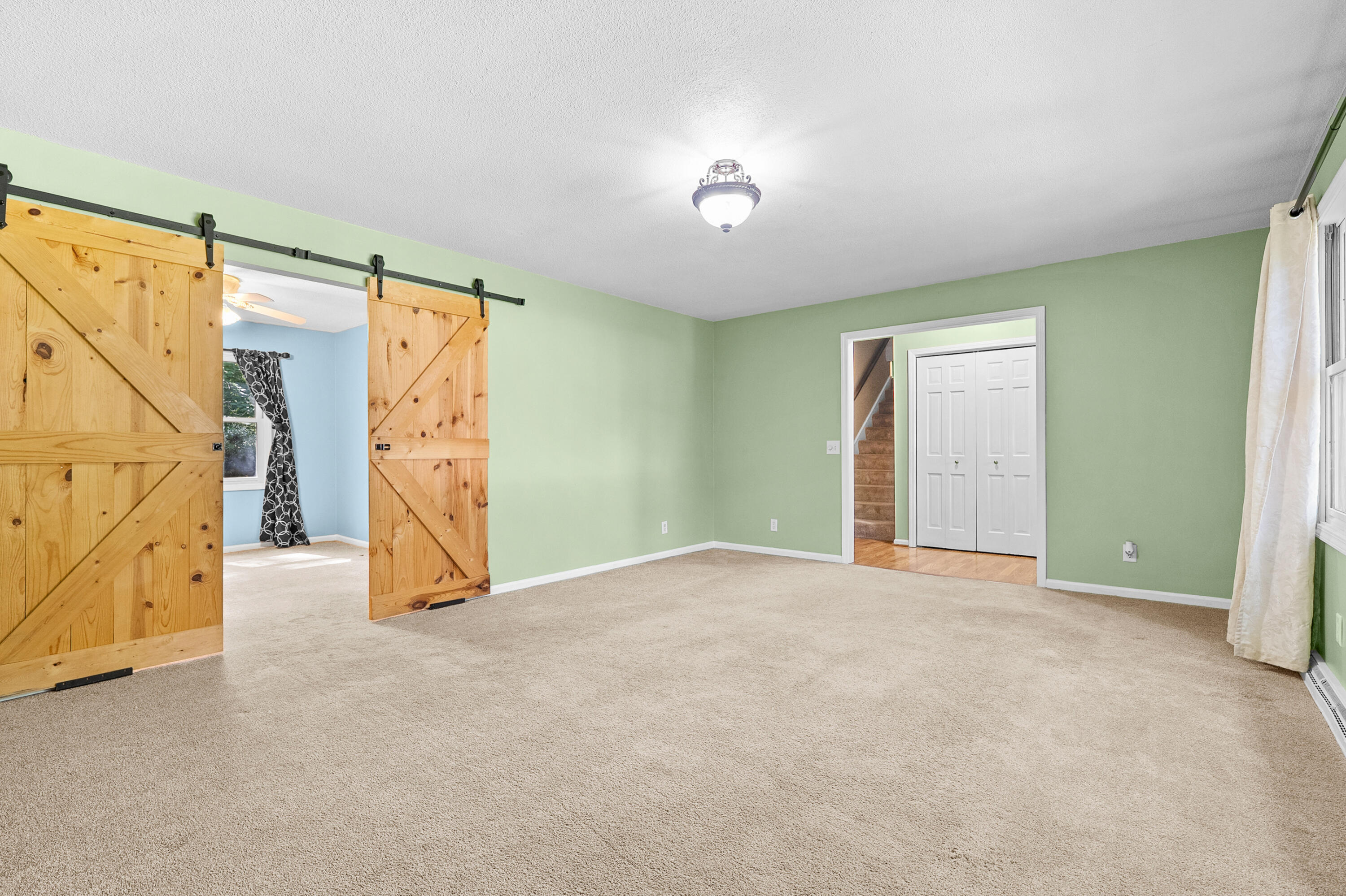 7423 Ravine Road Kalamazoo MI 49009