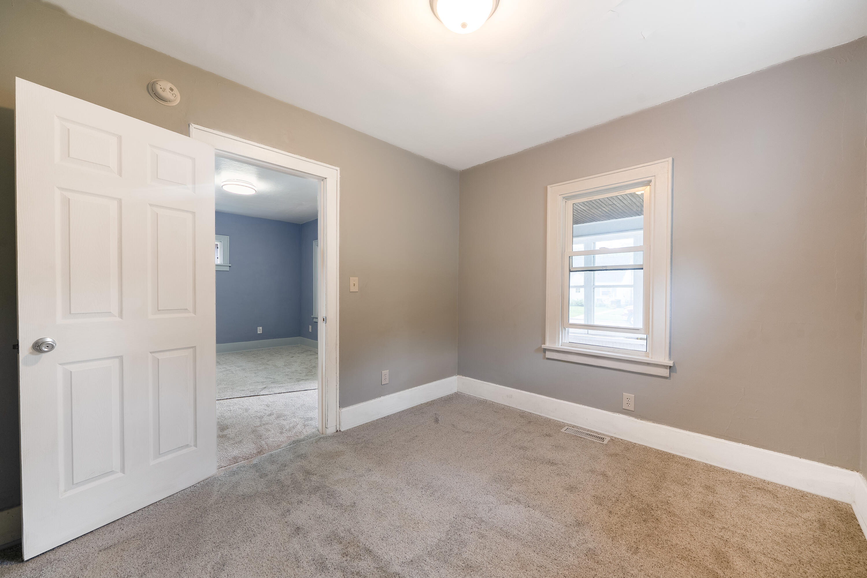 942 Ada Avenue Muskegon MI 49442