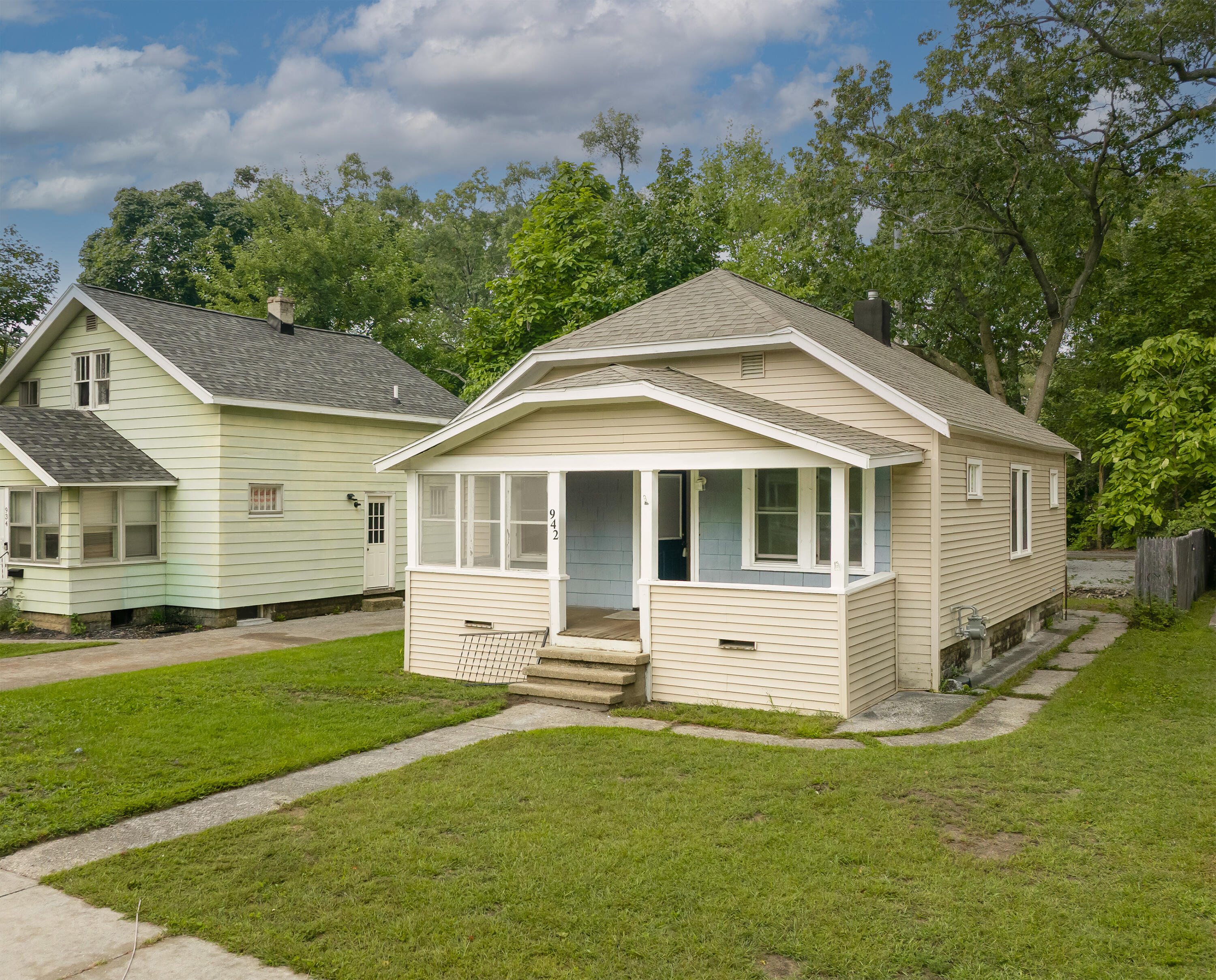 942 Ada Avenue Muskegon MI 49442