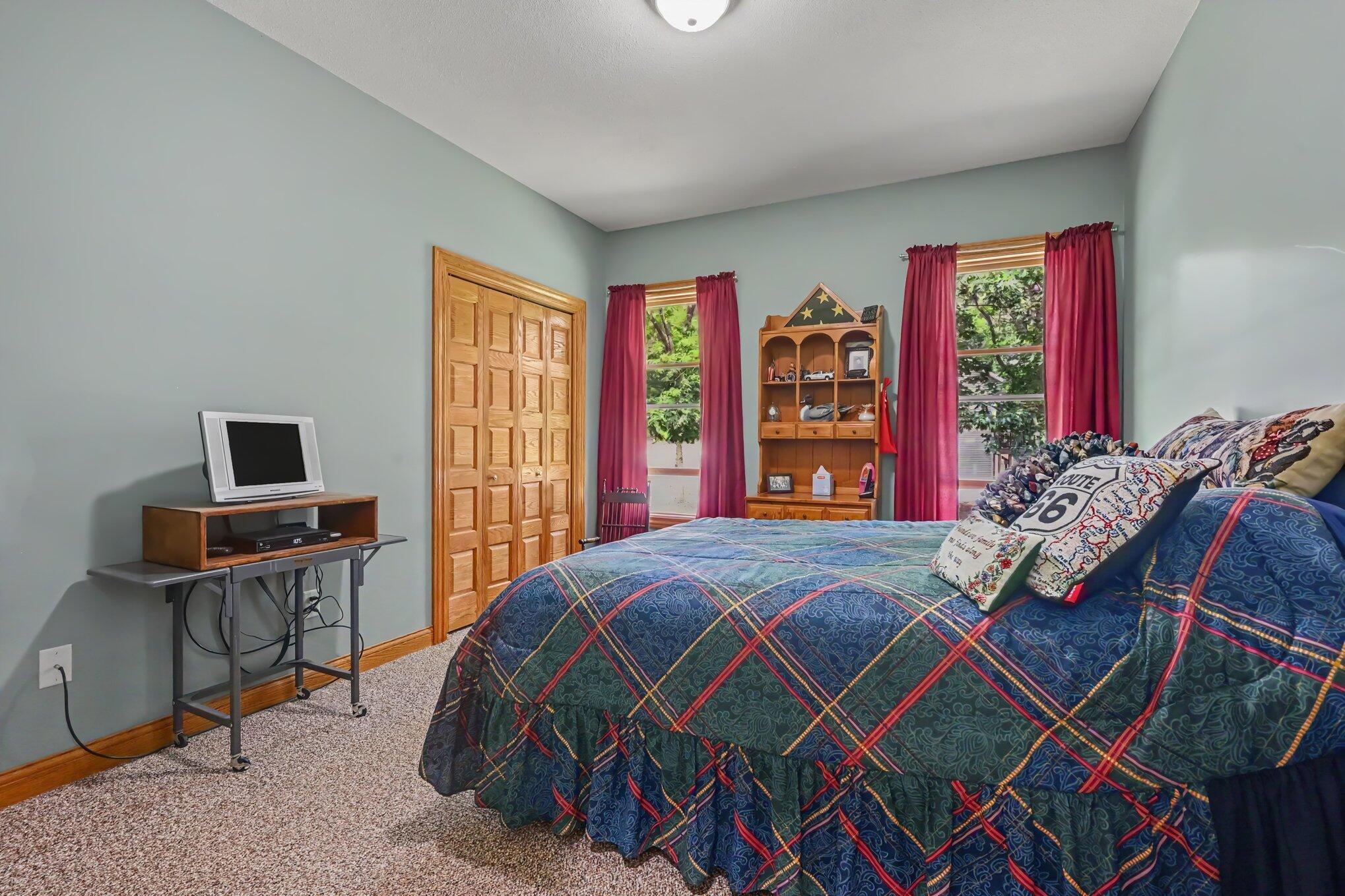 1653 Fairview Drive Allegan MI 49010