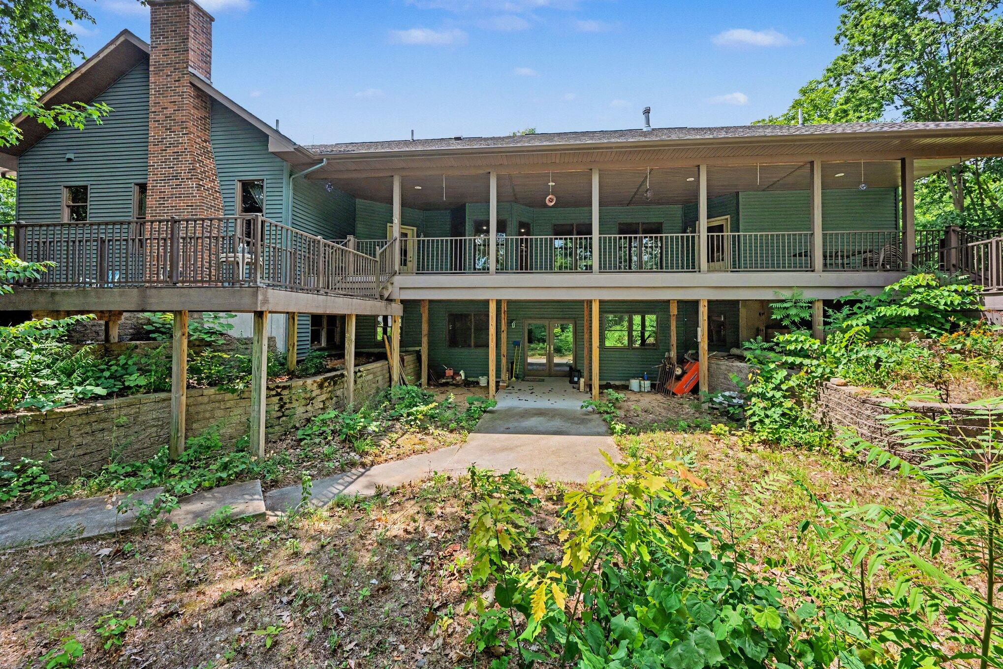 1653 Fairview Drive Allegan MI 49010