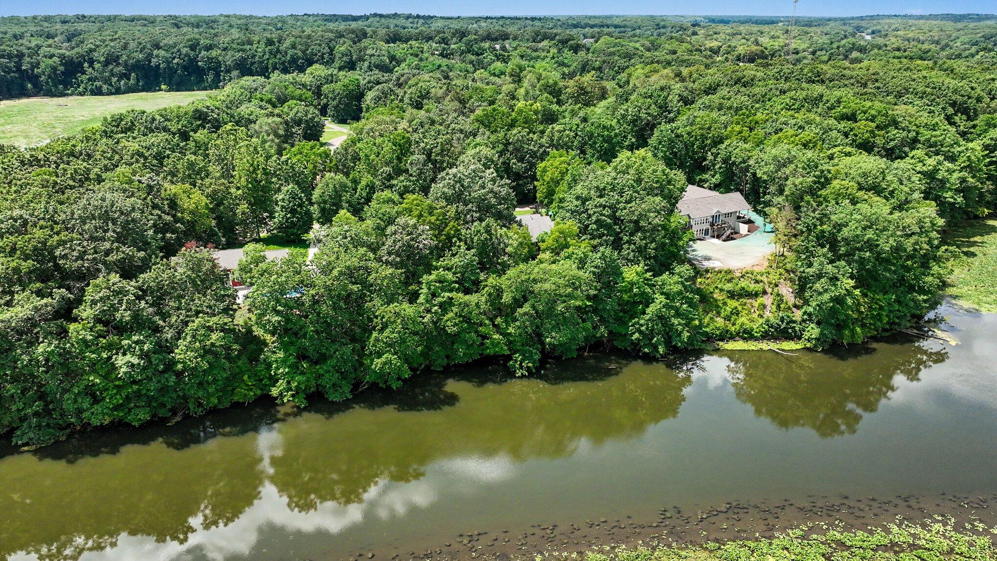 1653 Fairview Drive Allegan MI 49010