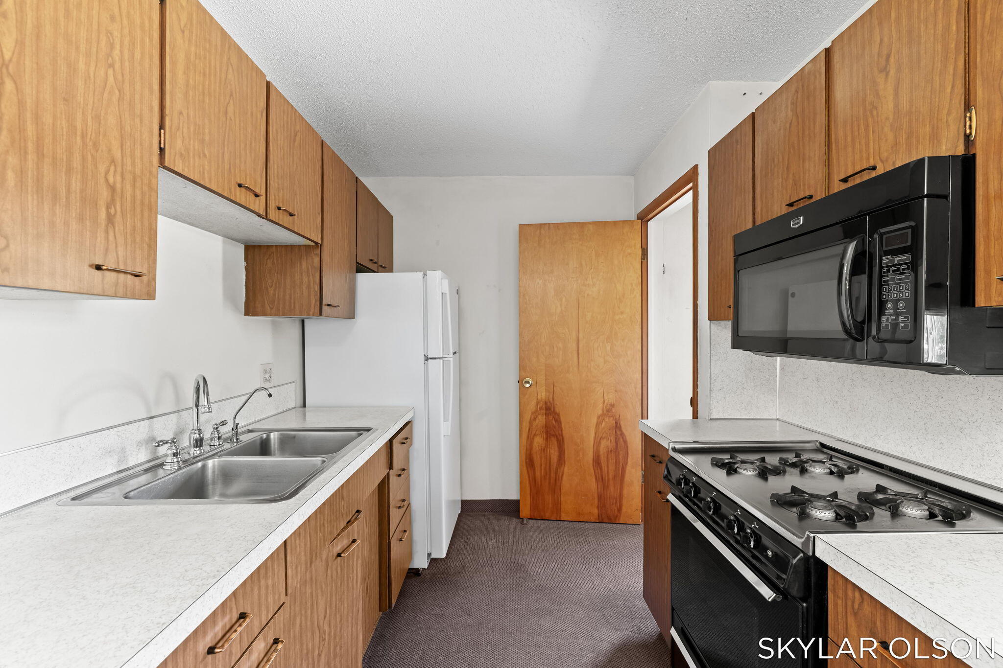 2467 Kimberly Muskegon MI 49444