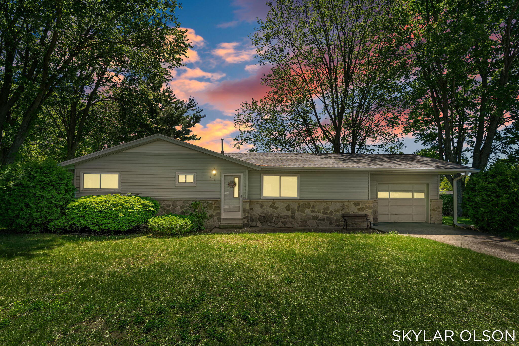 2467 Kimberly Muskegon MI 49444
