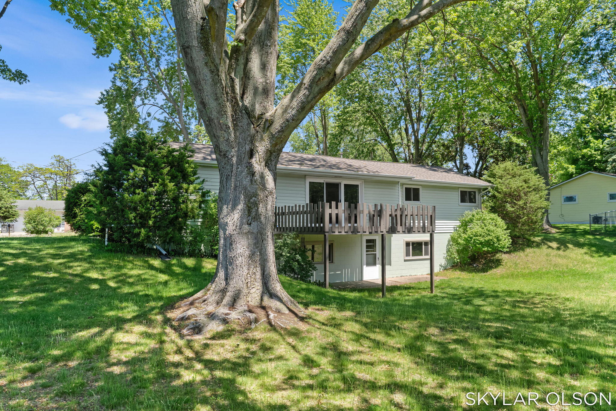 2467 Kimberly Muskegon MI 49444