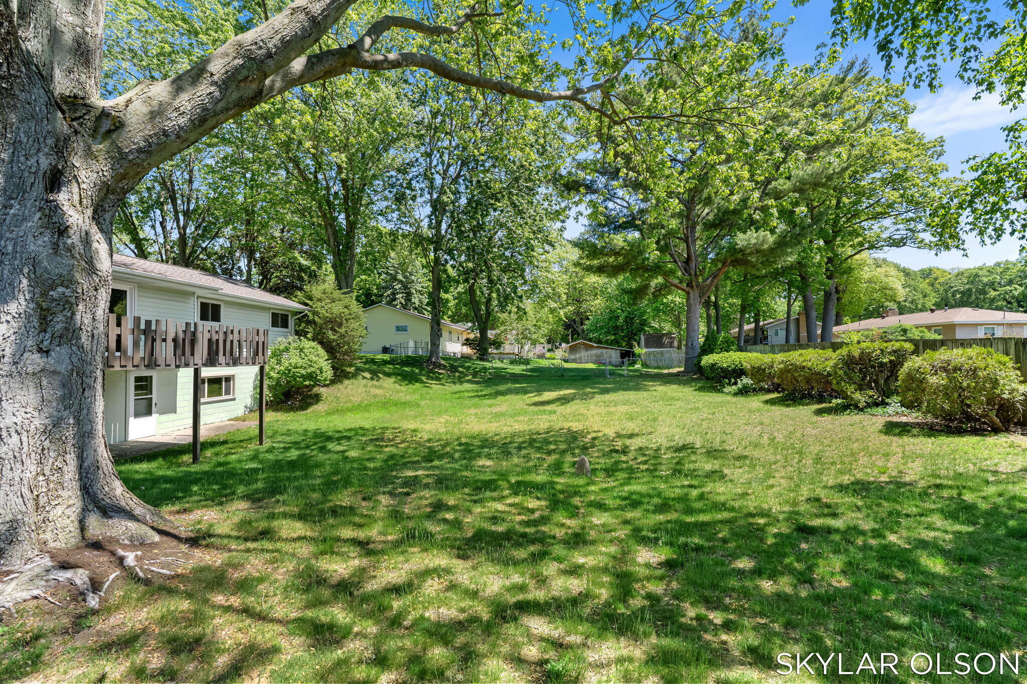 2467 Kimberly Muskegon MI 49444