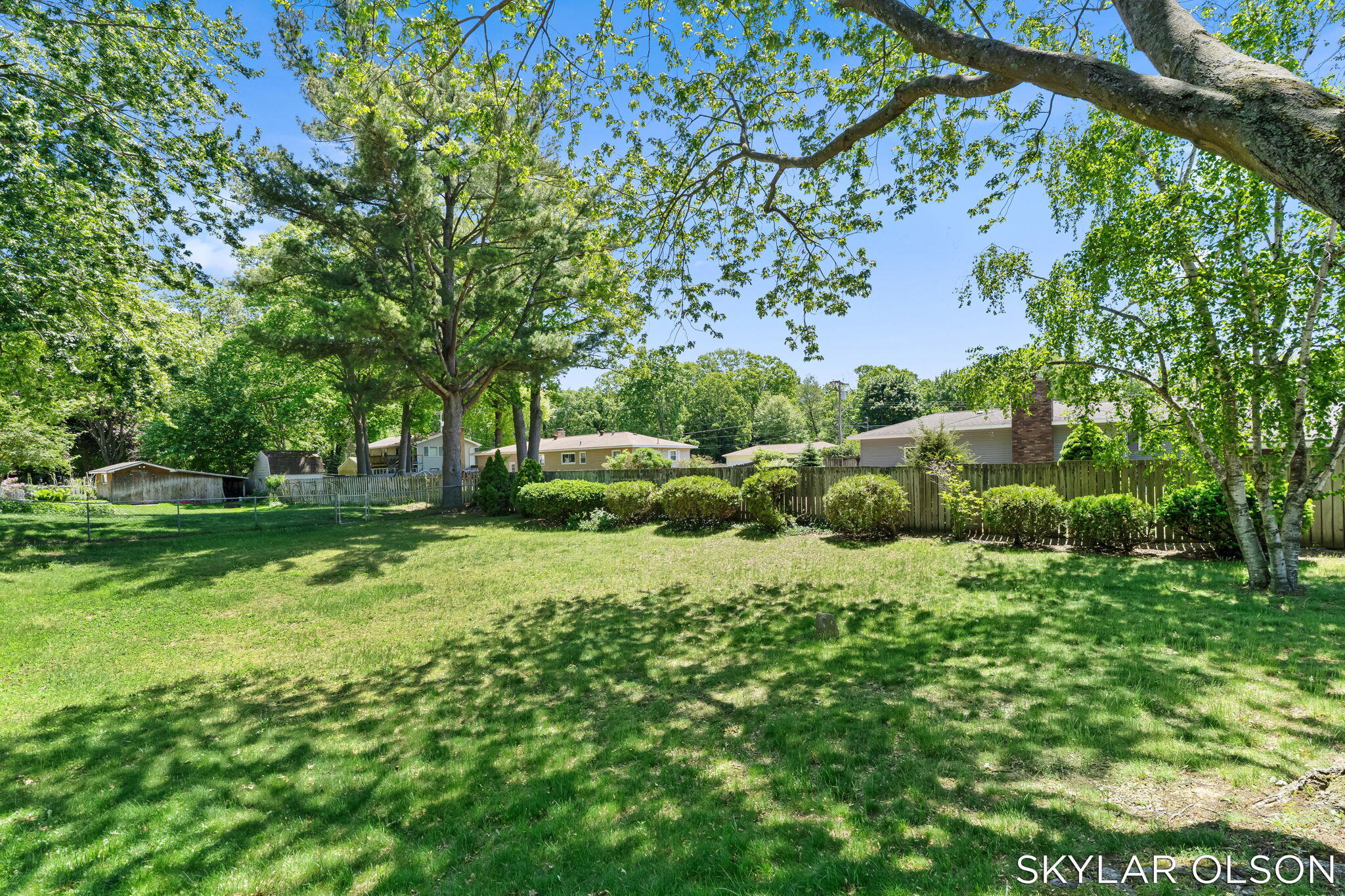 2467 Kimberly Muskegon MI 49444