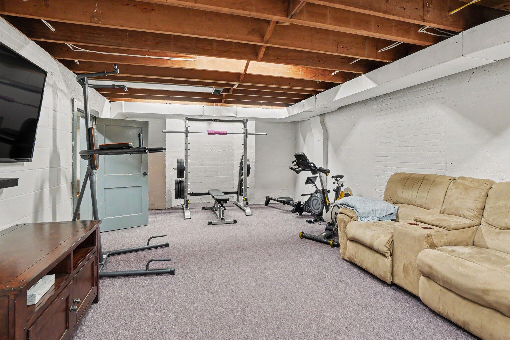 610 Ray Street Muskegon MI 49445