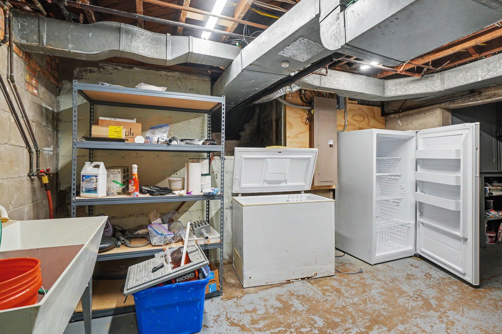 610 Ray Street Muskegon MI 49445
