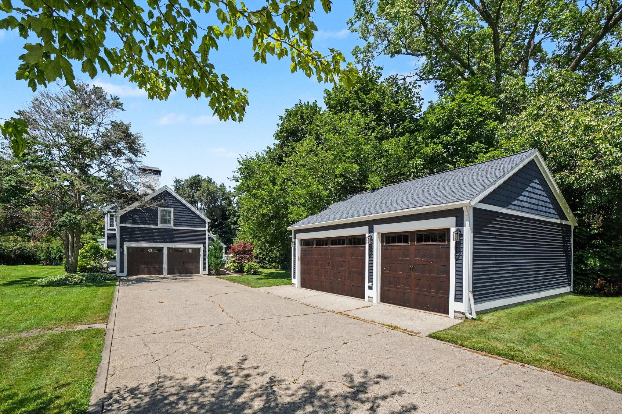 610 Ray Street Muskegon MI 49445