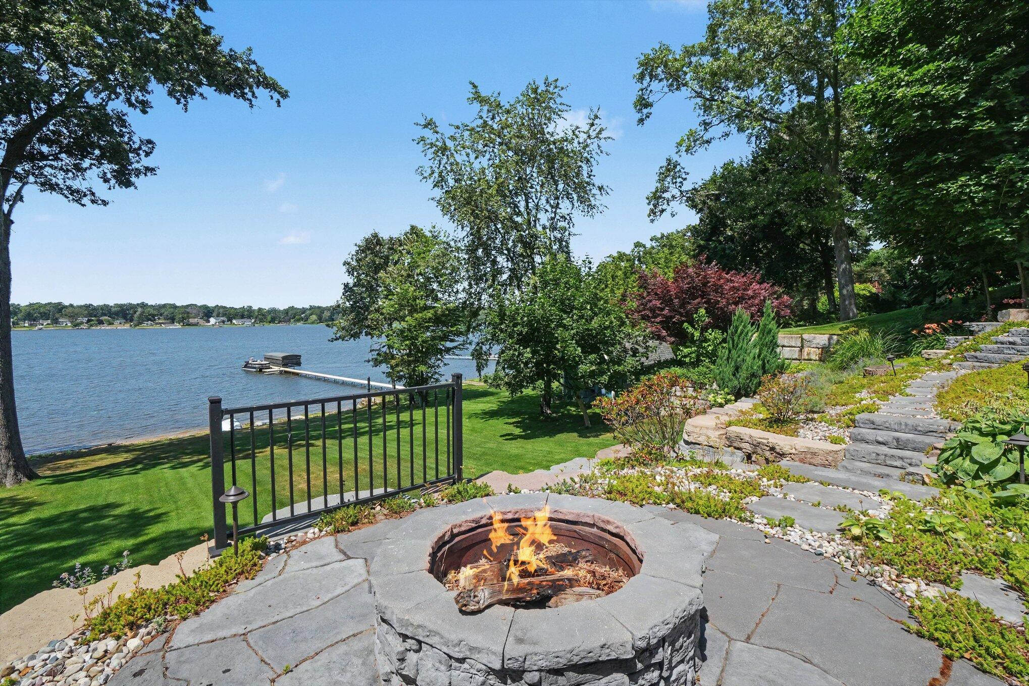 610 Ray Street Muskegon MI 49445