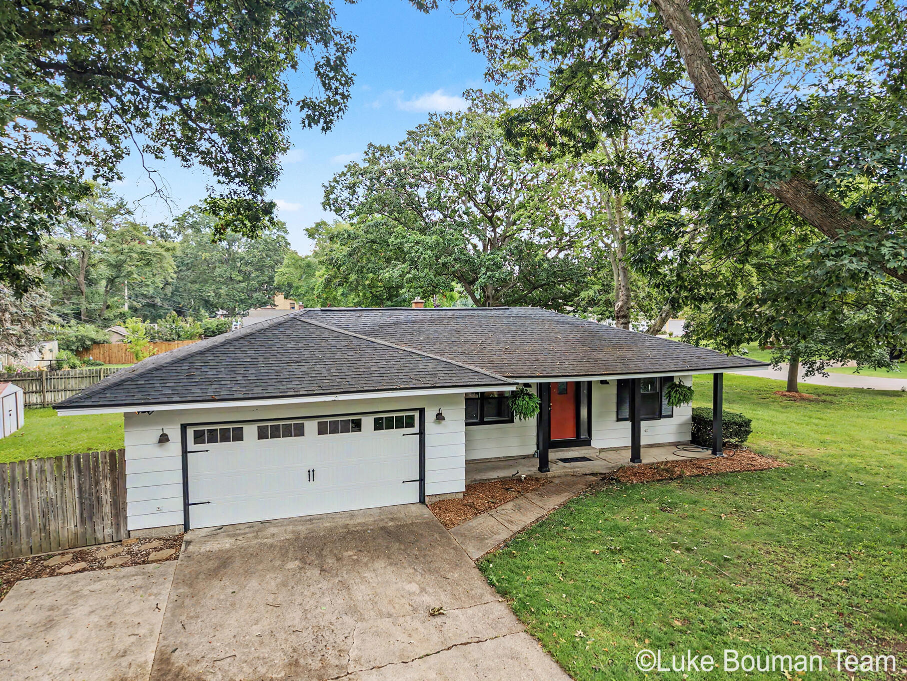 279 Aniline Avenue N Holland MI 49424