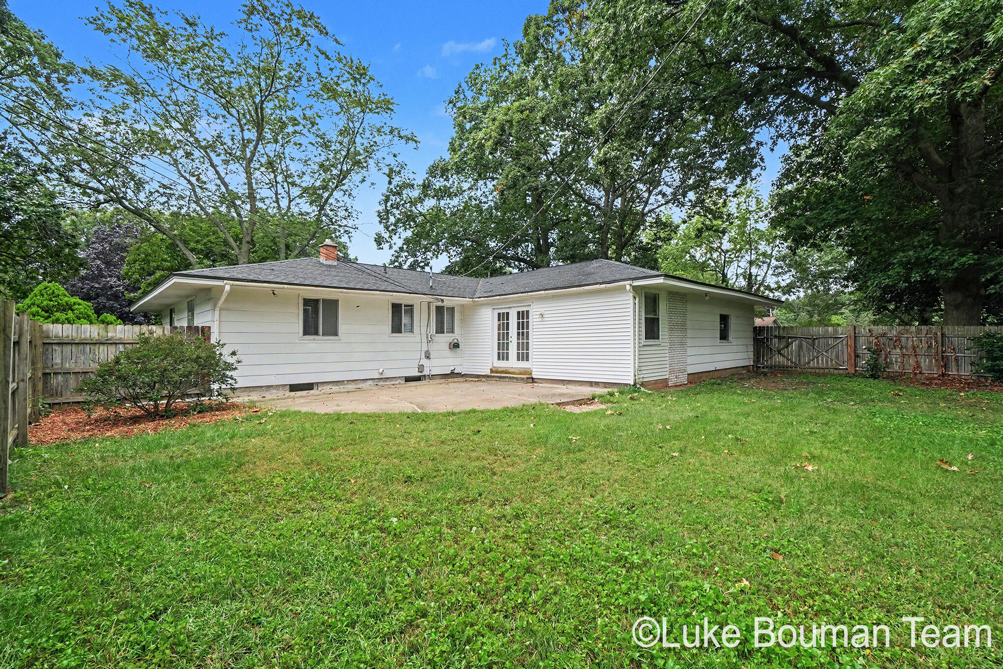 279 Aniline Avenue N Holland MI 49424