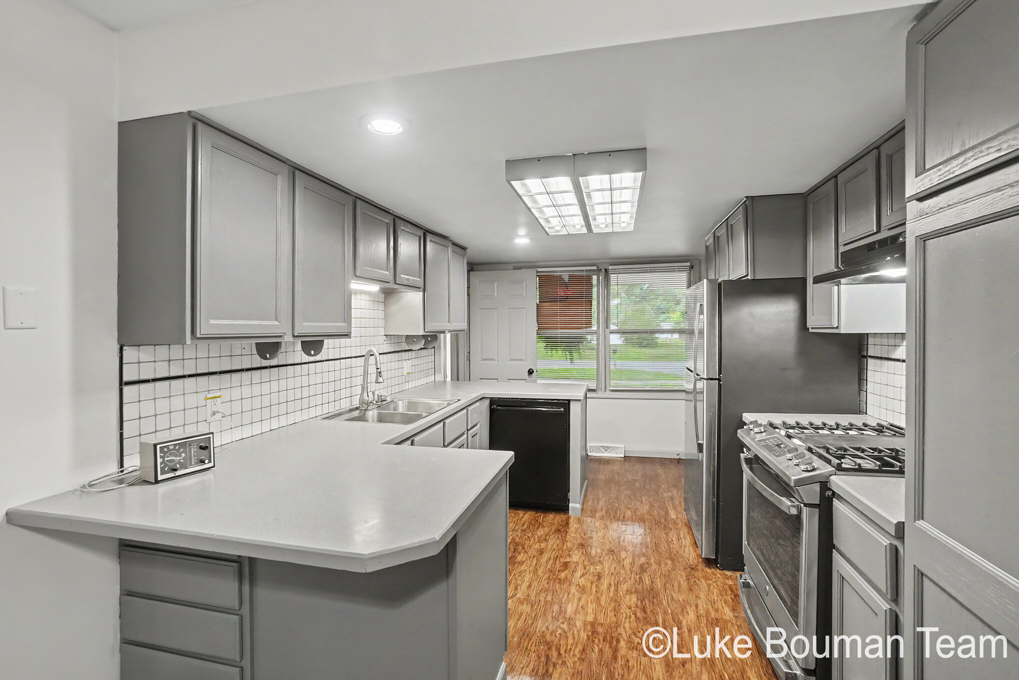 279 Aniline Avenue N Holland MI 49424