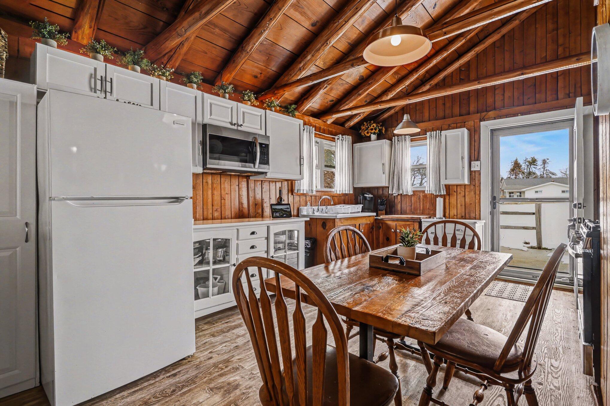 50389 E Lake Shore Drive Dowagiac MI 49047