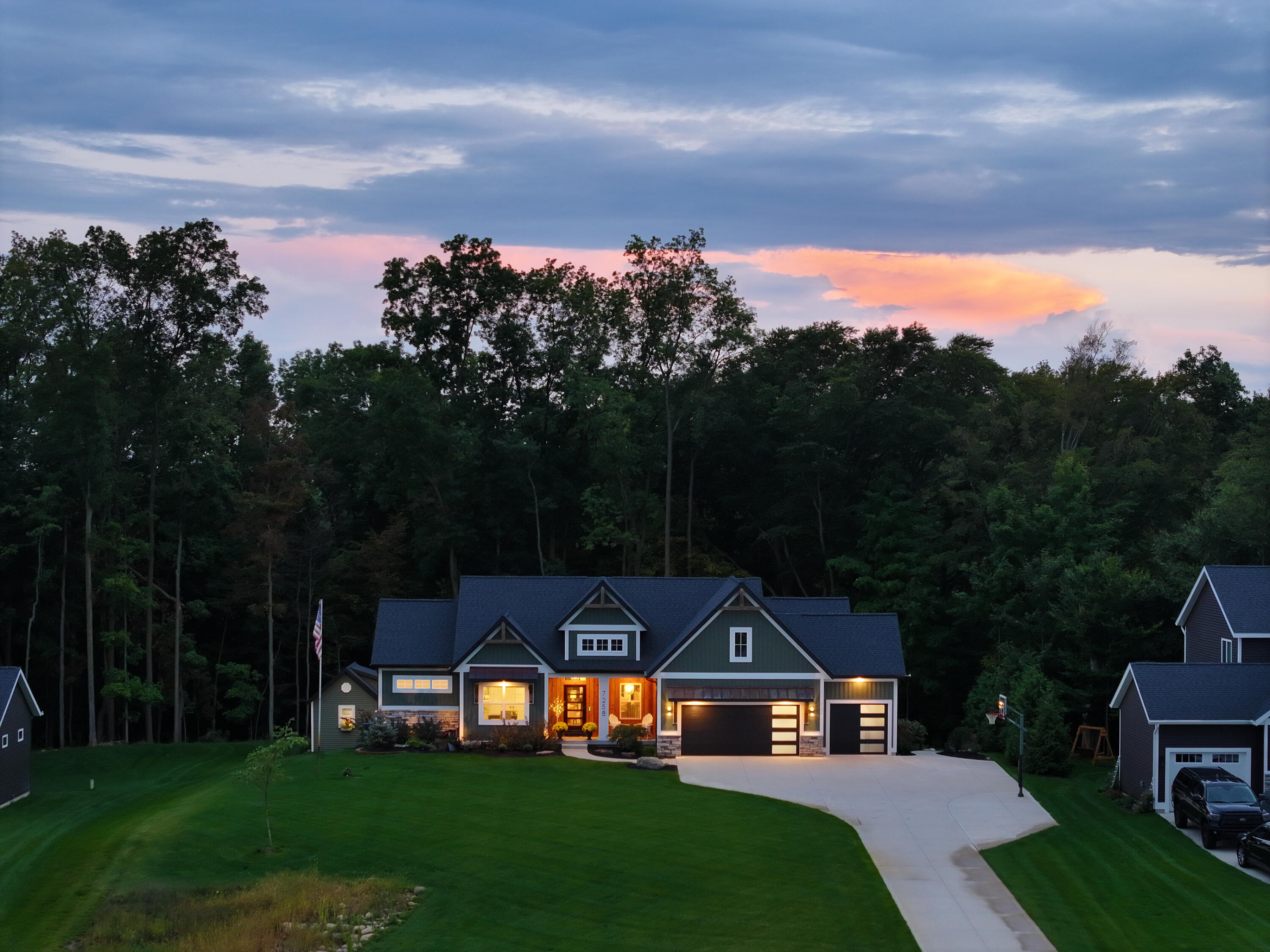 7258 Crossridge Drive SE Grand Rapids MI 49512