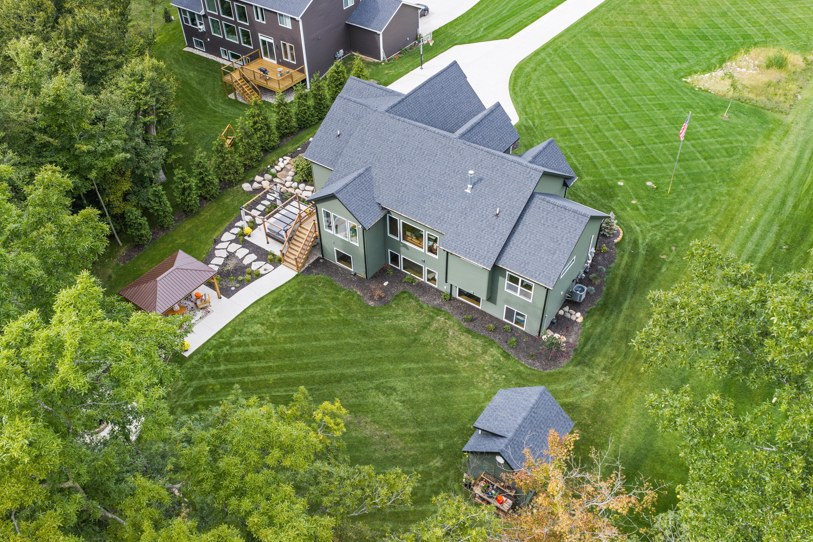7258 Crossridge Drive SE Grand Rapids MI 49512
